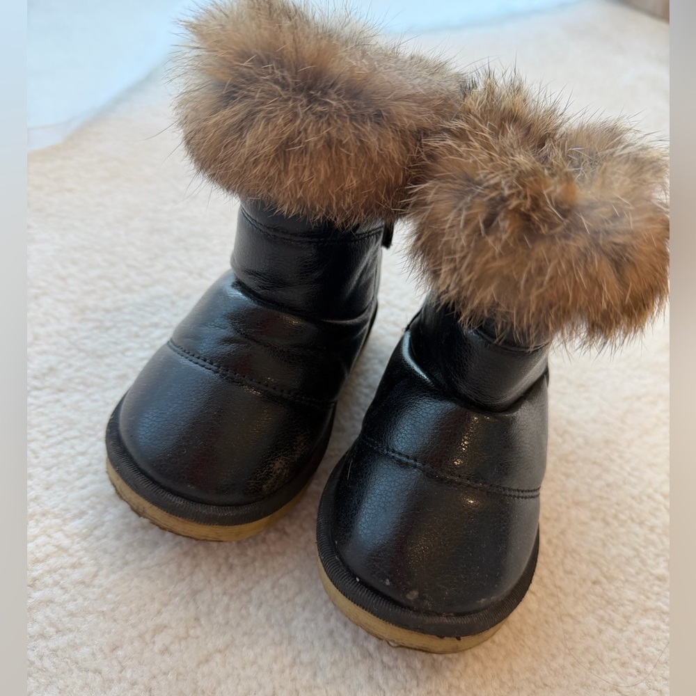 Comfy Kids Black Real Fur Trimmed Black Leather Warm Winter Baby Boots